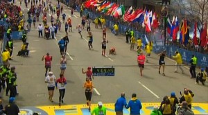 2013-04-15T205930Z_01_TOR804_RTRIDSP_3_USA-BOSTON-MARATHON-BLAST