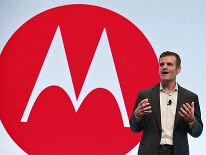 2013-05-29T235347Z_1_CBRE94S1UDZ00_RTROPTP_3_TECH-US-MOTOROLA-XPHONE_JPG_475x310_q85
