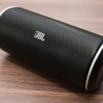 JBL_Flip_speaker_35550919_01_620x433