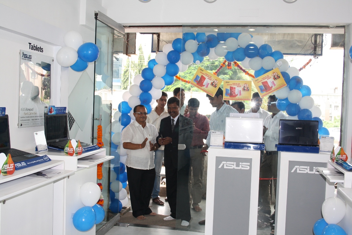 Inauguration by Mr. Ram Nikam