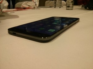 Intex octacore smartphone microUSB