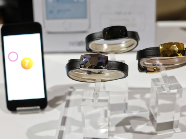 june-bracelet-Netatmo-ap-ces-635x475