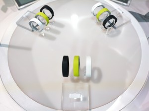 sony-smartband-ces-635x475