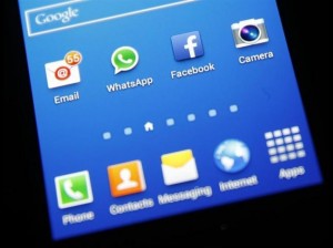 android_phone_apps_homescreen_reuters