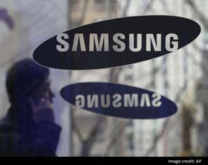 samsung logo apple trial credits ap