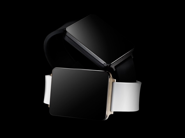 lg_g_watch_black_white_back