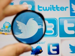 twitter magnifying glass