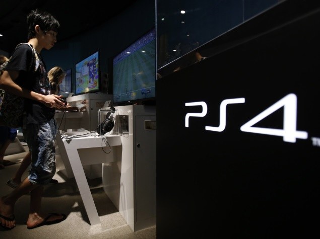 boy playing ps4