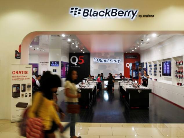blackberry_service_centre_jakarta_logo_reuters