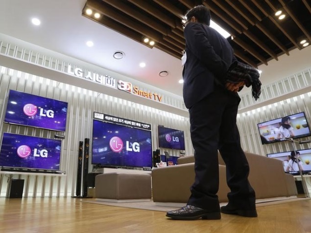 lg_3d_tv_shop_reuters
