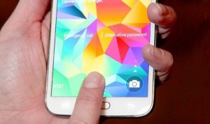 Samsung-Galaxy-S5-Fingerprint-Flaw-Problem-with-Fingerprint-Scanner-572476