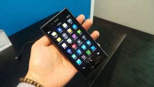 blackberry leap hero-970-80