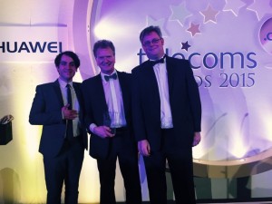 Steve Summers_Market Unit Head_Europe _receiving the Award