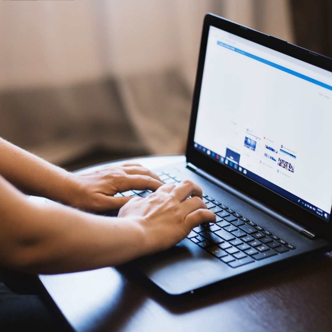 Beauty Salons, Distance Education and Pet Care services lead the online searches