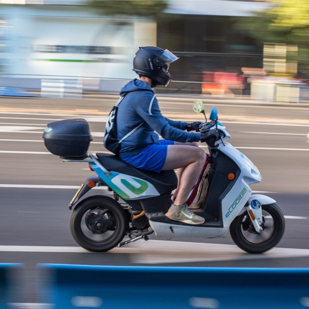 Enterprising students from KL Deemed to be University develop First-of-its-Kind E-Bike with Wireless Charging