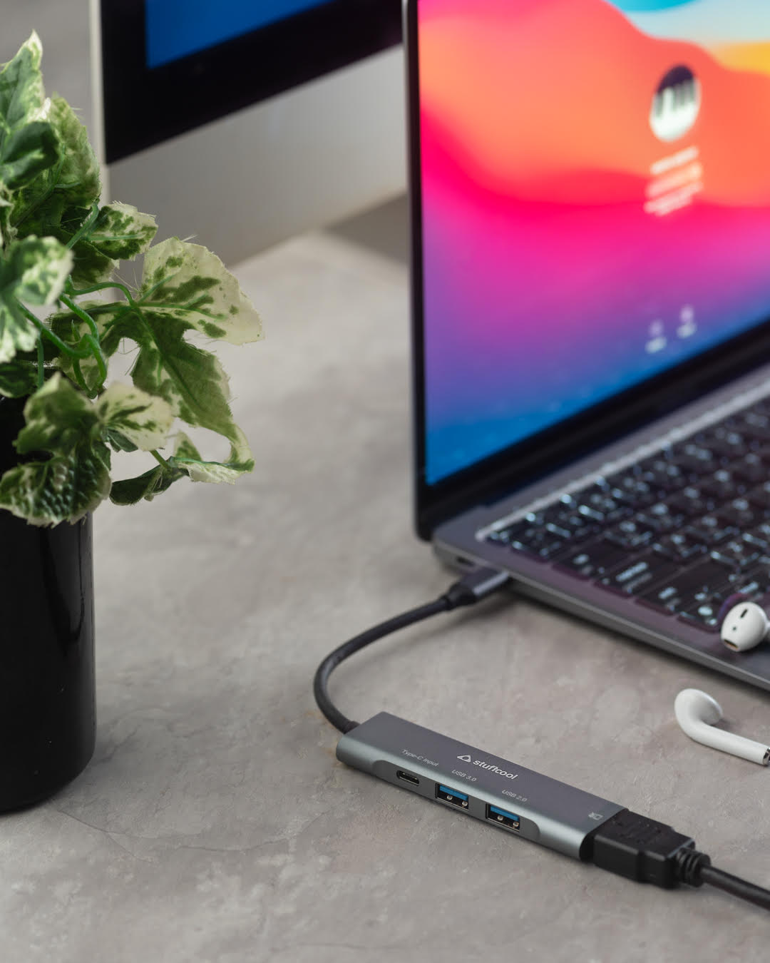 Stuffcool launches Earl 4-in-1 Type C Hub With 4k Playback