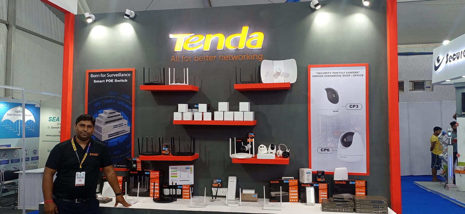 Tenda India showcased its WiFi-6 routers and security camera at Bengal Global Trade Expo-2022 under IT association COMPASS TECH FAIR 2022