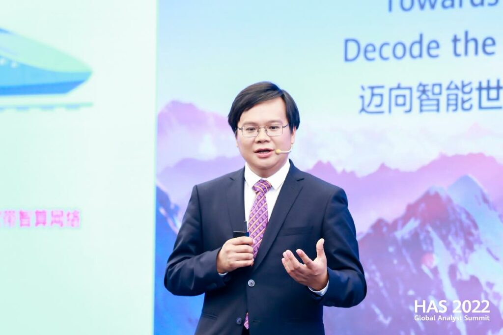 Tian Yong Hong, IEEE Fellow, Chief Designer of Pengcheng Cloud Brain