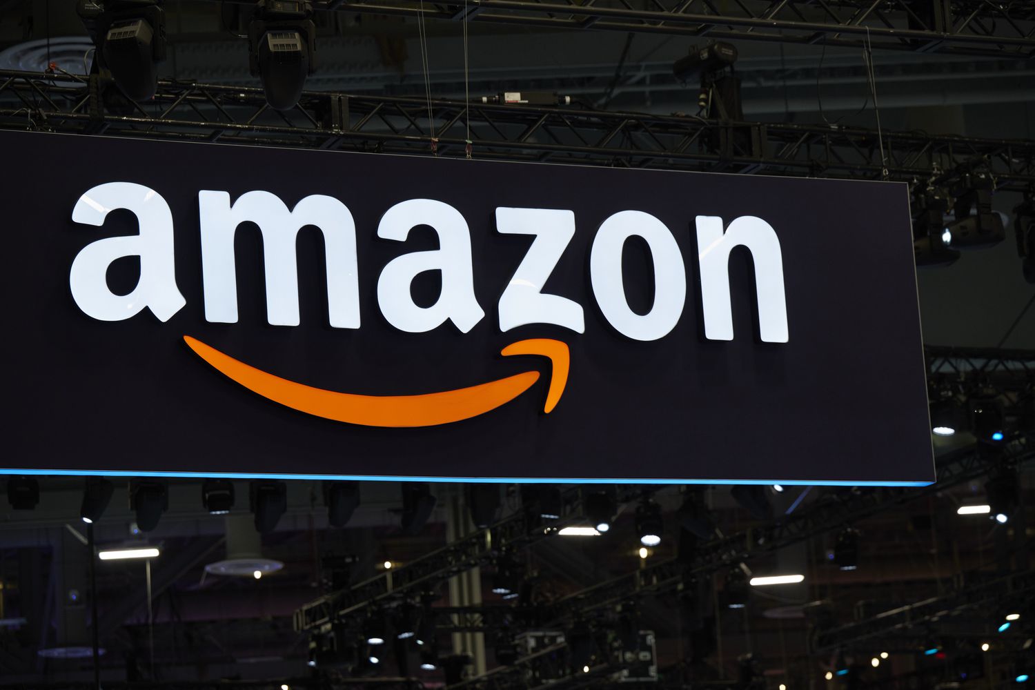 Amazon finalizes its biggest venture capital investment by injecting $4 billion into the AI startup Anthropic