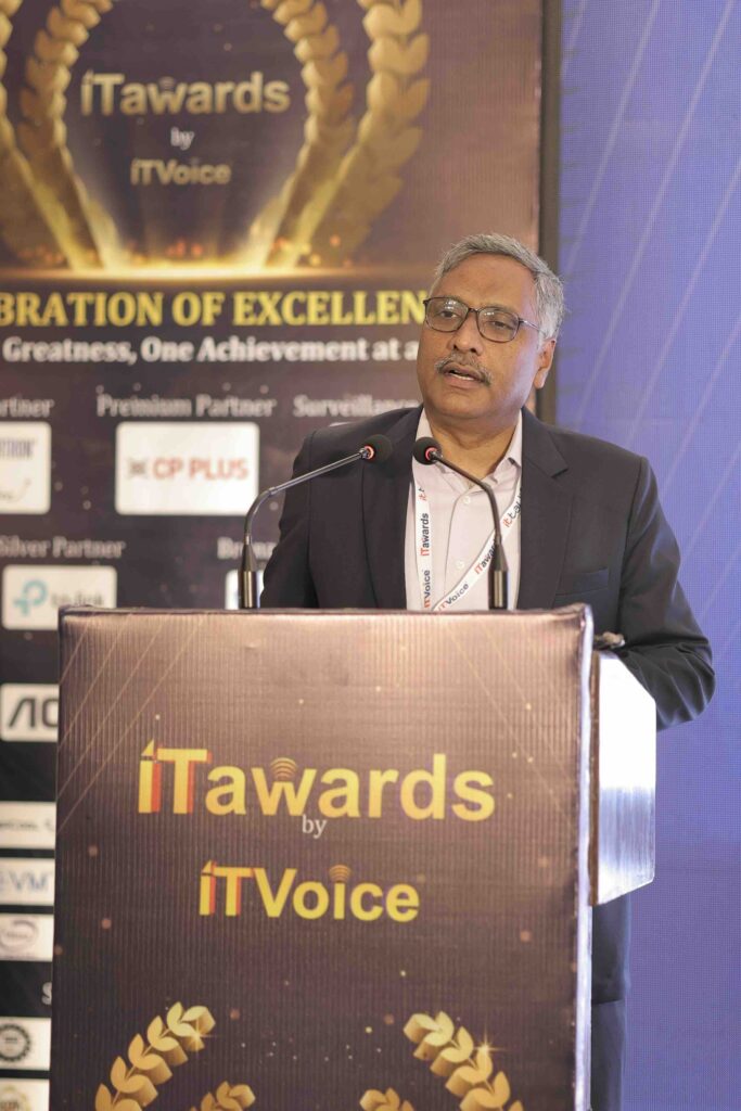Shri Arvind Kumar addressing the audience